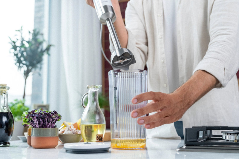 Enfinigy Stabmixer inkl. Becher u Vakuumdeckel silber